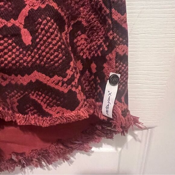 NWOT One Teaspoon Bonitas High Waist Denim Shorts - Python size 26 women's - Picture 10 of 16